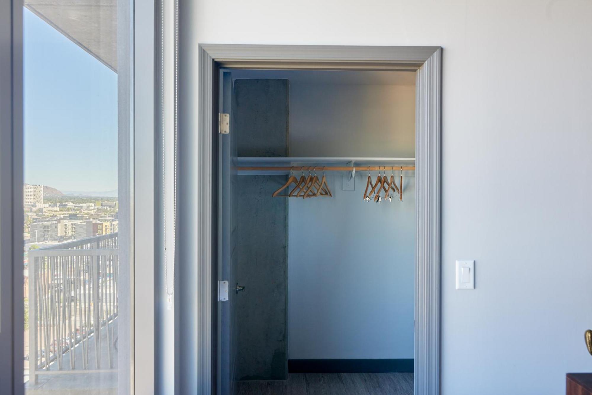 Sonder At Mckinley Aparthotel Phoenix Exteriör bild